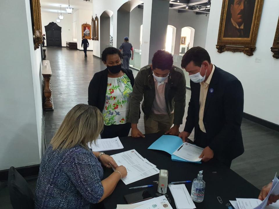 Foto 8 de 10 — Vereadores e prefeito de Trabiju buscam recursos junto ao governo estadual
